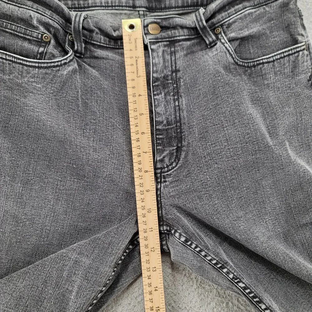 LL Bean Jeans Womens 18 Petite Black Dark Wash‎ Casual Denim Outdoors XK89 Logo